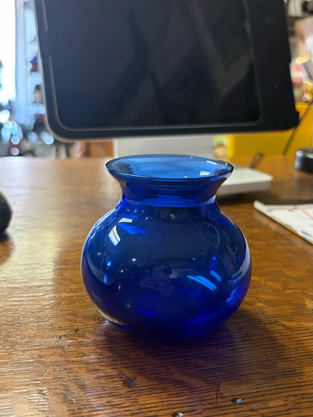Bergdala Blå Måfarveverket Handmade Swedish Cobalt Blue Art Glass Vase
